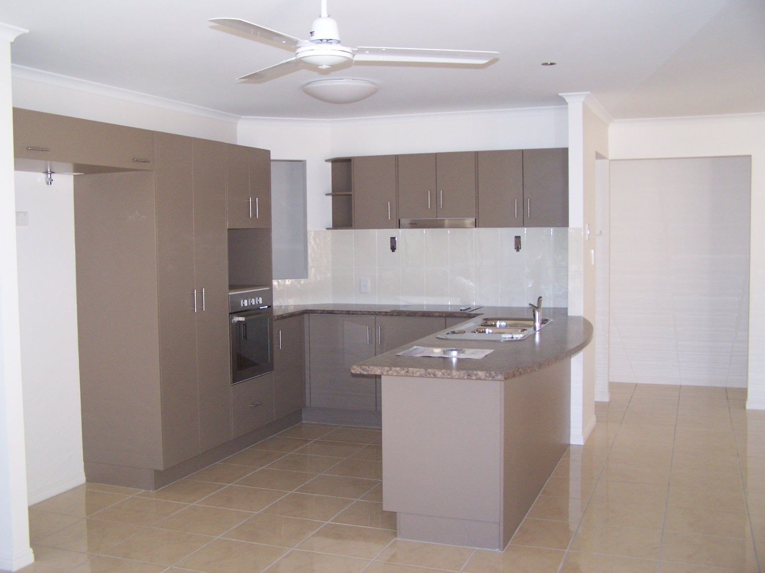12 Valley Vista Court, West Gladstone, QLD 4680