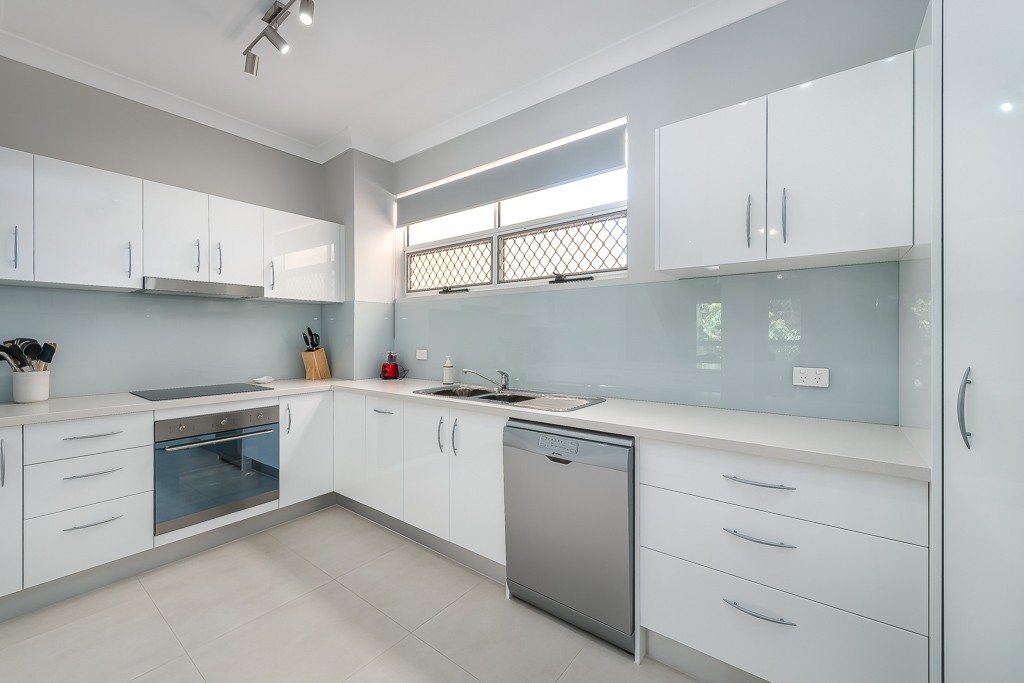 50/100 Morala Avenue, Runaway Bay, QLD 4216