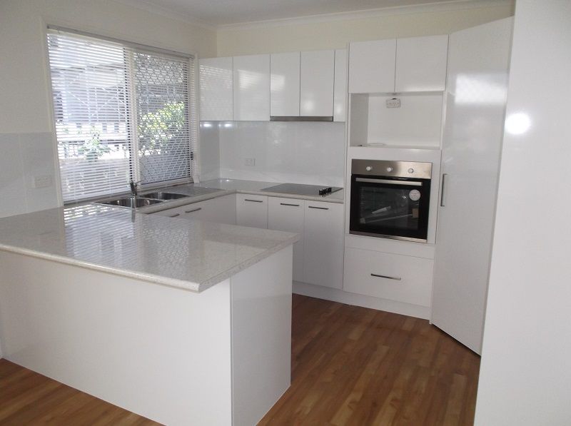 2/2 Cawthray Street, Biggera Waters, QLD 4216