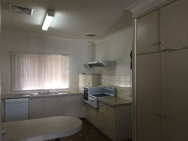 20 Pitt Street, Singleton, NSW 2330