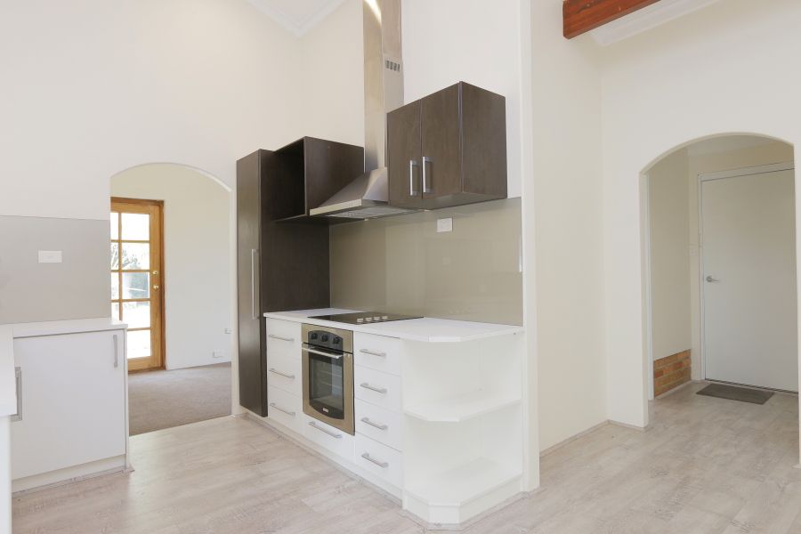 4 Hurrey Place, Beechboro, WA 6063