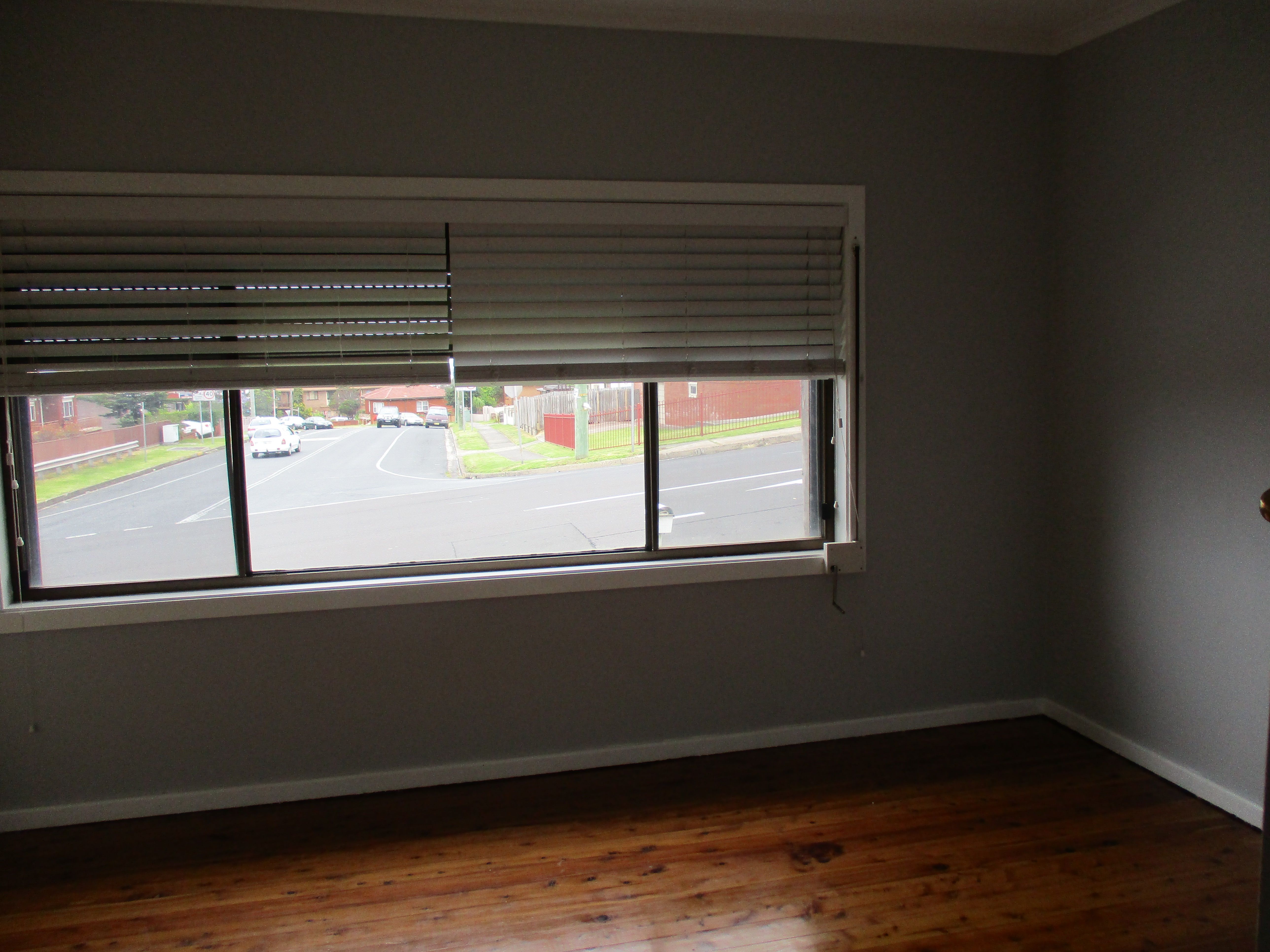 192 Flagstaff Road, Lake Heights, NSW 2502