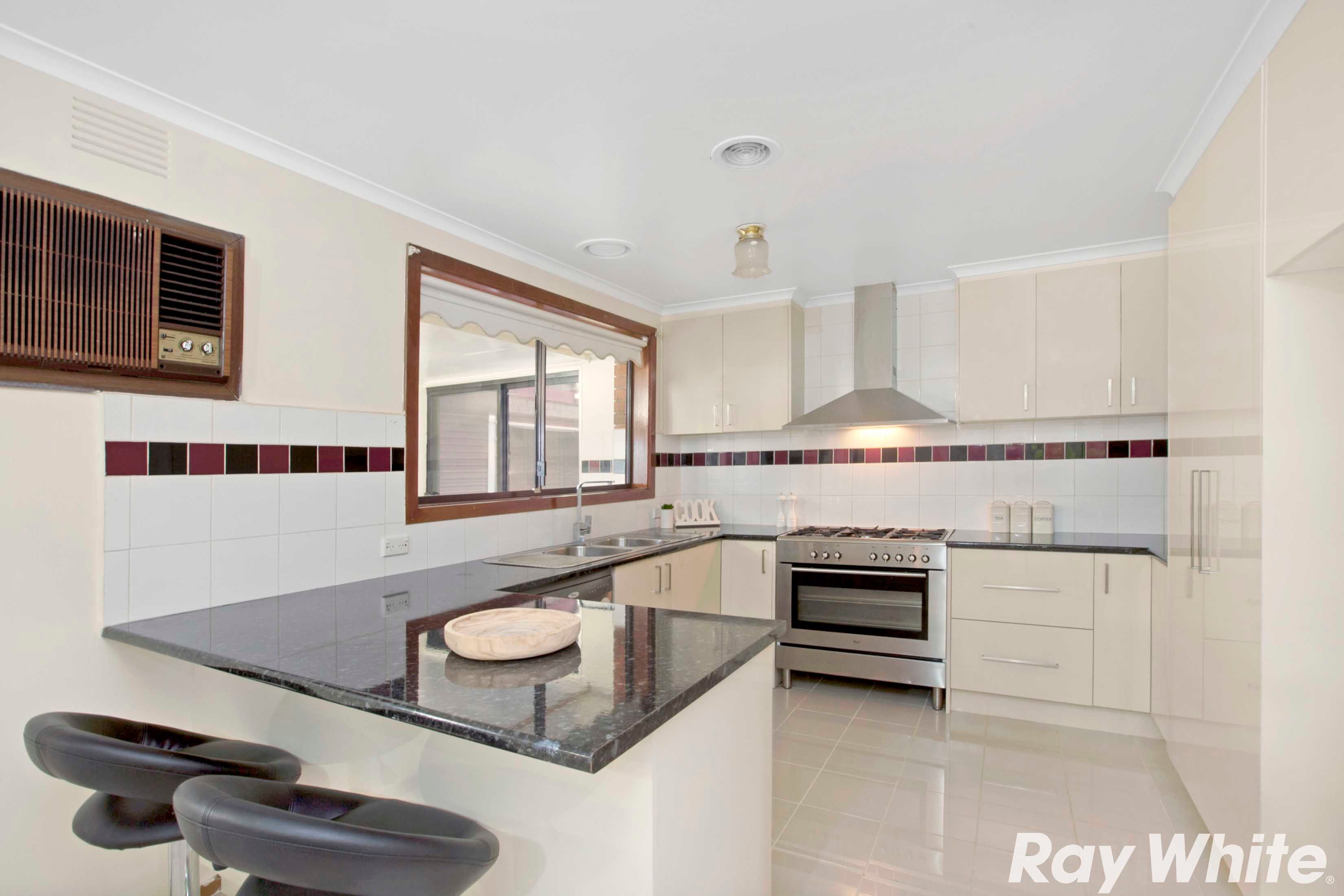 25 Wenden Road, Mill Park, VIC 3082
