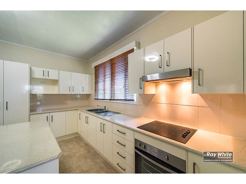7 Cowap Street, Park Avenue, QLD 4701