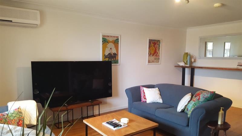 8/2 Sun Court, Millars Well, WA 6714