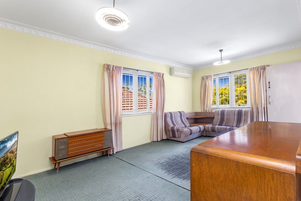 20 Koolewong Street, Stafford Heights, QLD 4053