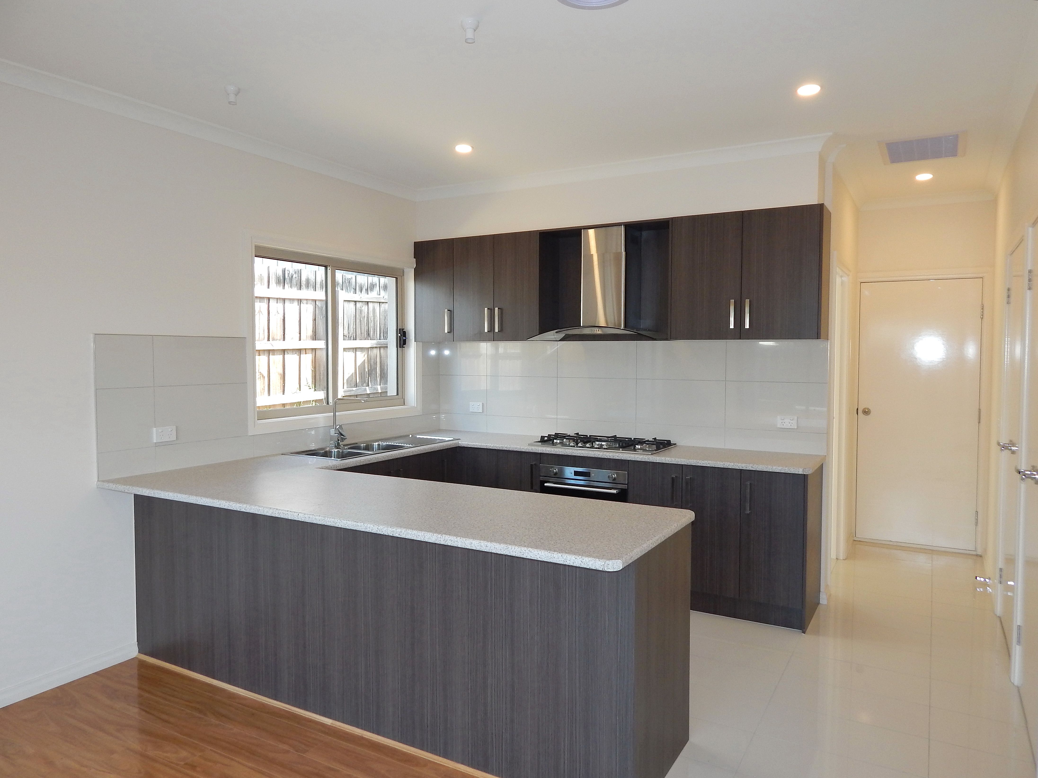 2/39 North Road, Reservoir, VIC 3073