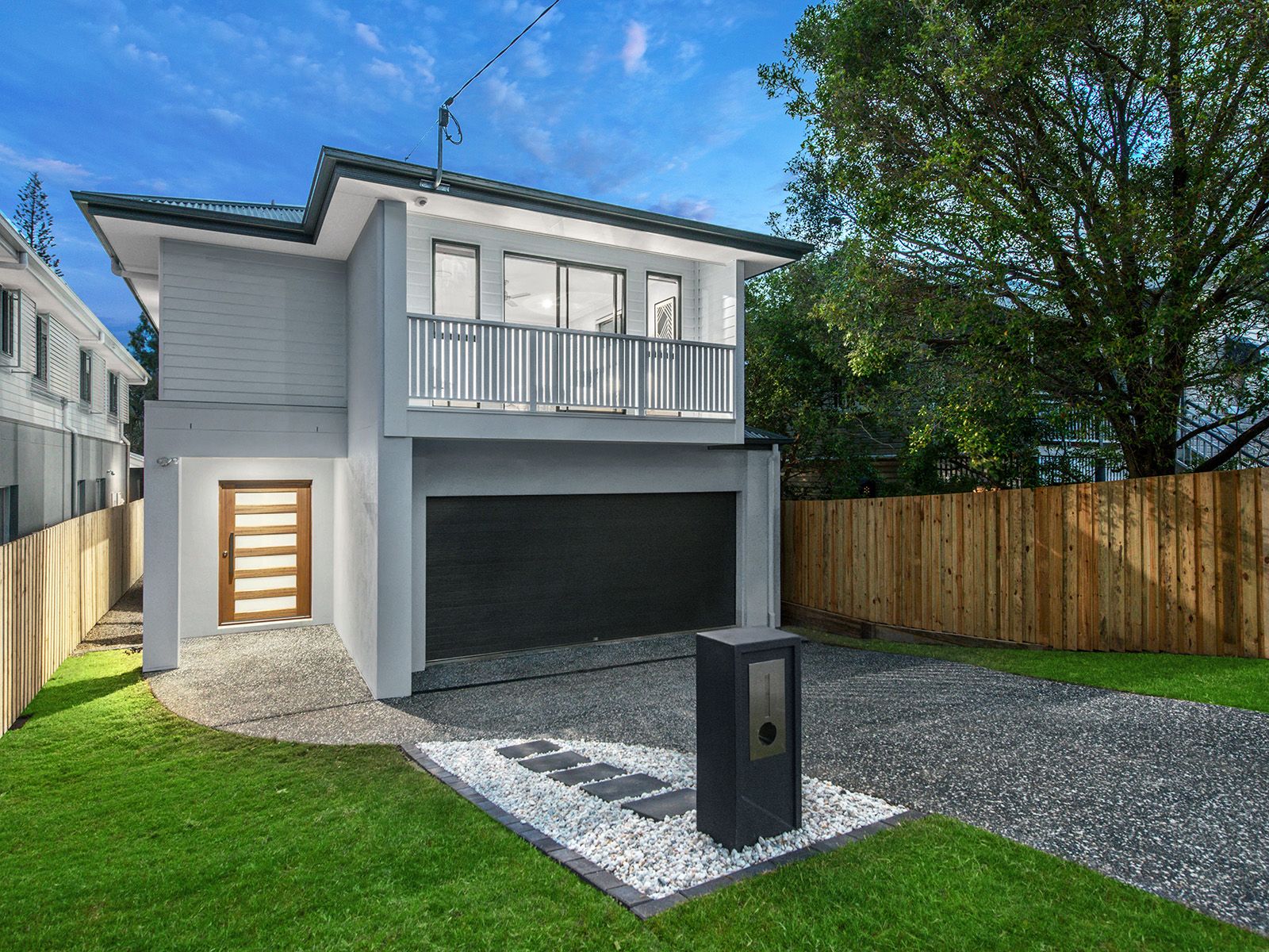 25 Armstrong Road, Cannon Hill, QLD 4170