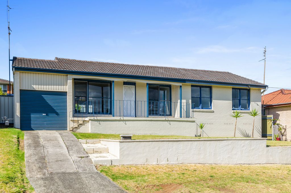 38 Saville Road