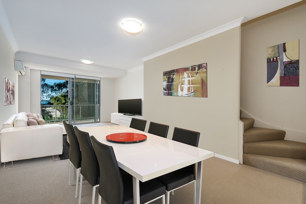 21/12-18 Bayview Street, Runaway Bay, QLD 4216
