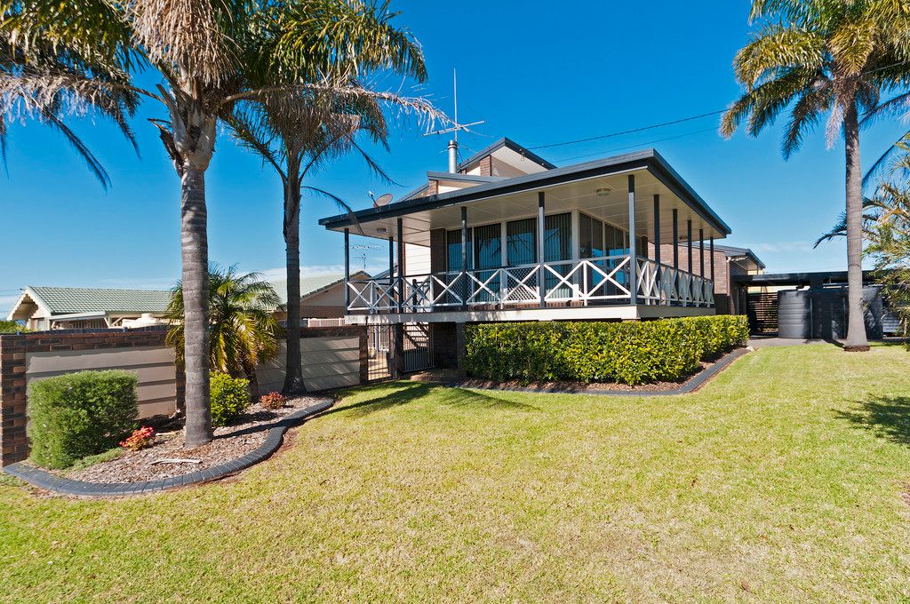 2 Bischof Street, Wilsonton Heights, QLD 4350
