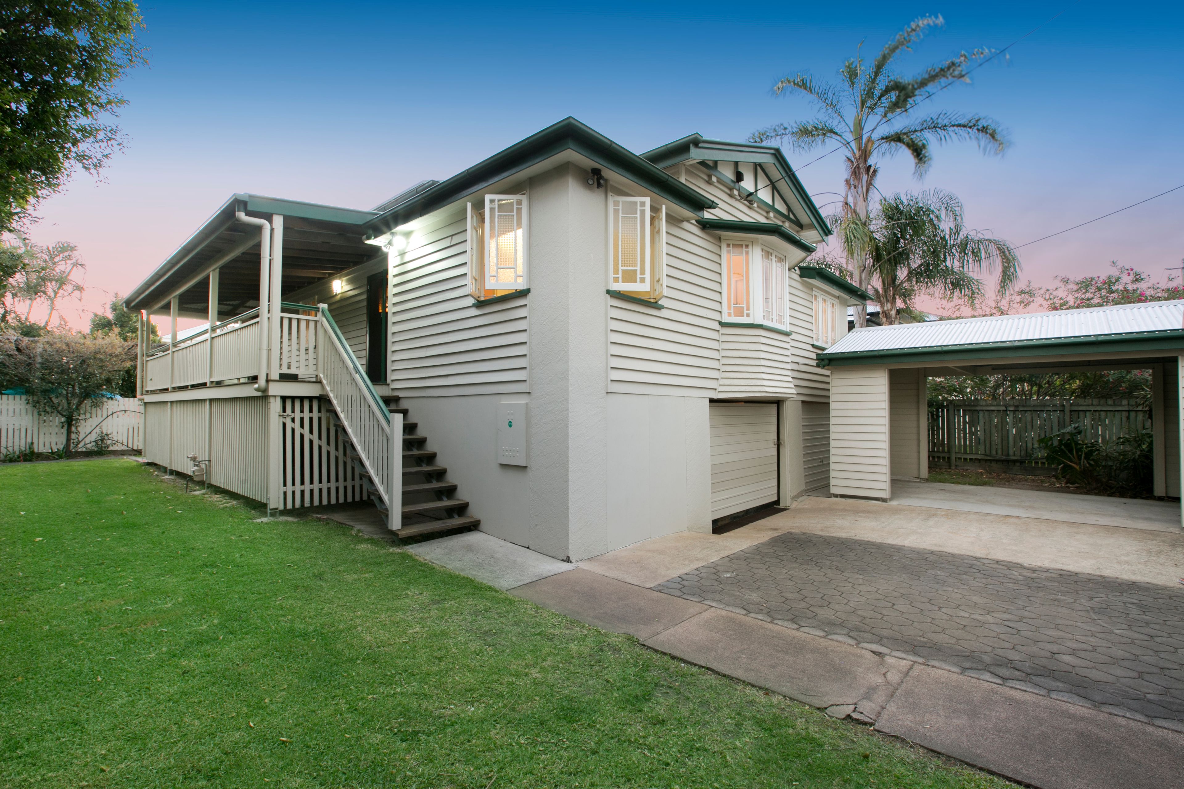 2 Harding Street, Hendra, QLD 4011