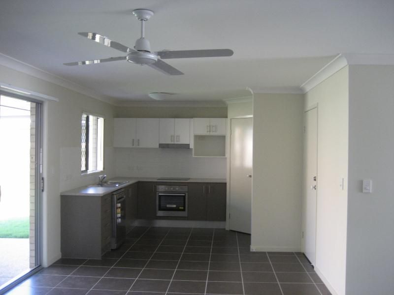 8 Doogal Court, Redbank Plains, QLD 4301