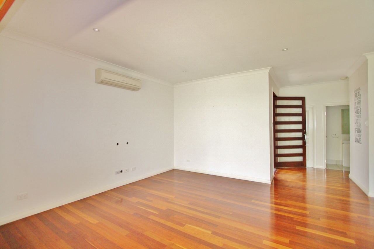 129 Graceville Avenue, Graceville, QLD 4075