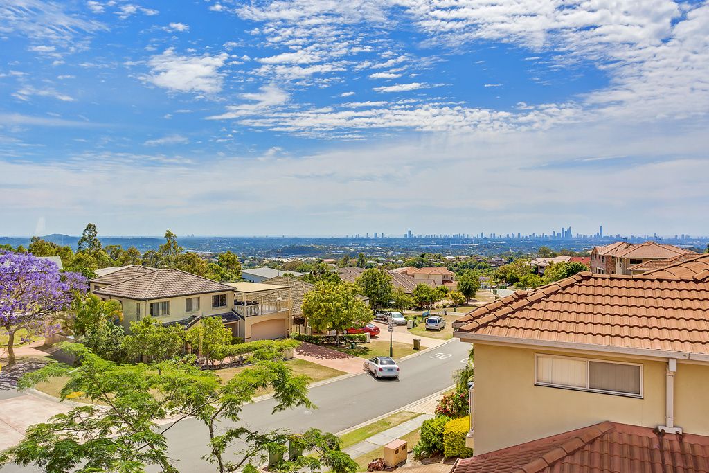 86 Kincaid Drive, Highland Park QLD 4211