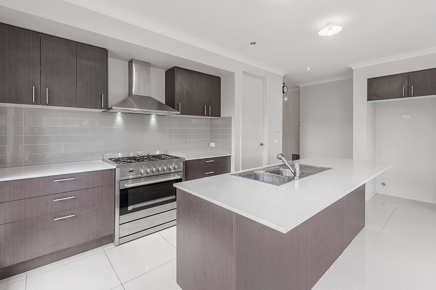 36 Valiant Crescent, Craigieburn, VIC 3064