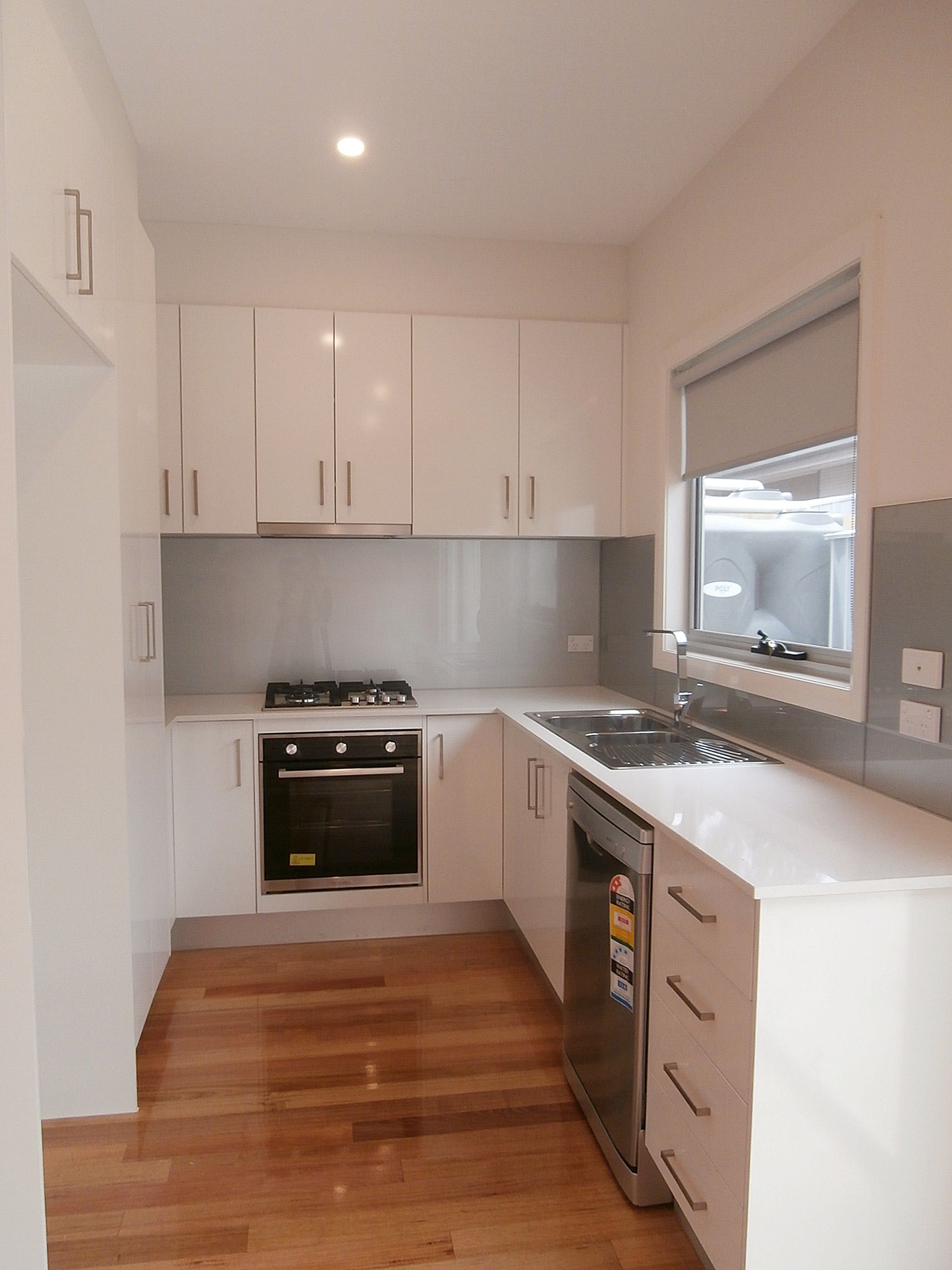 2/9 Spring Street, Thomastown, VIC 3074