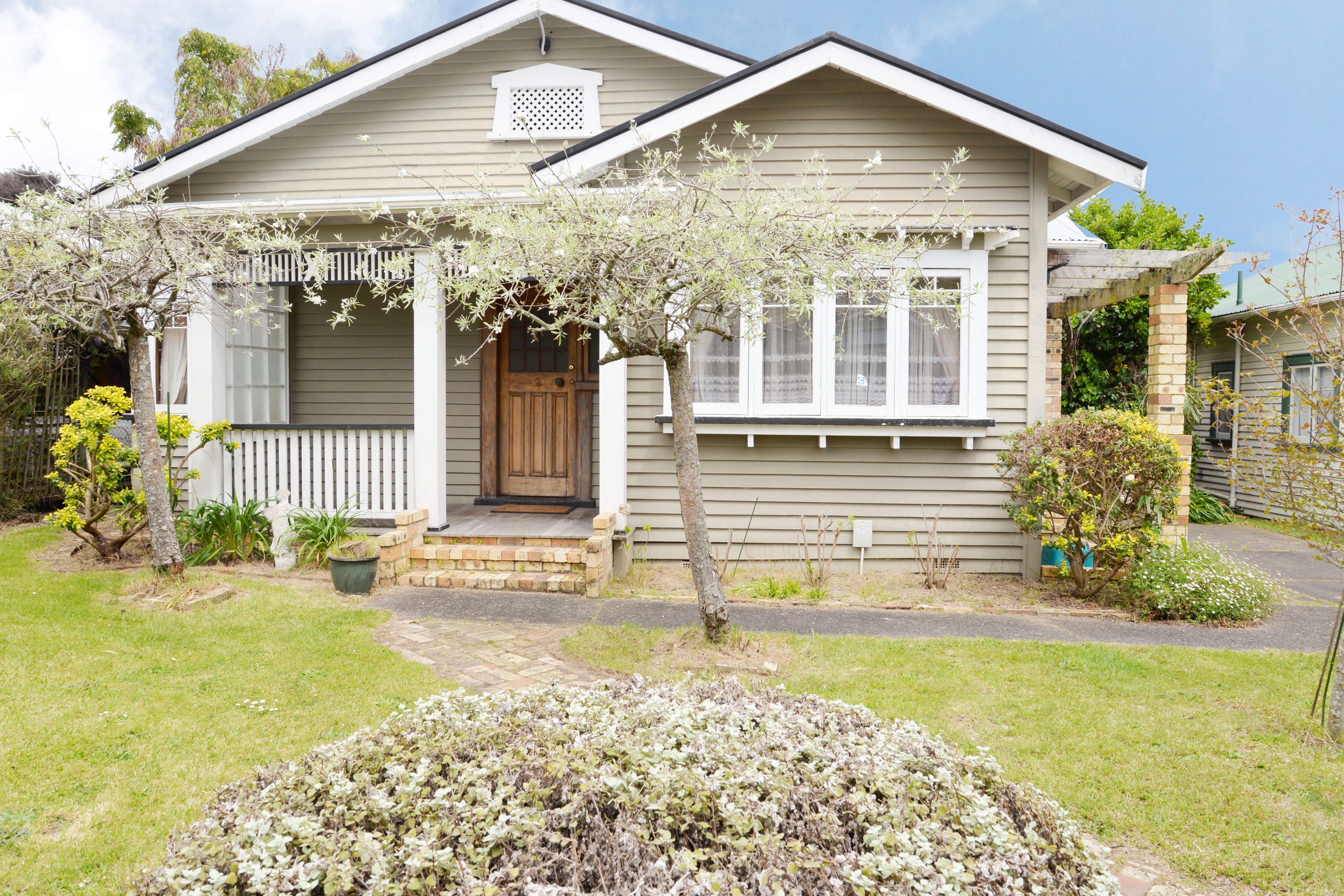 2 Manning Street, Hamilton Central, Hamilton City