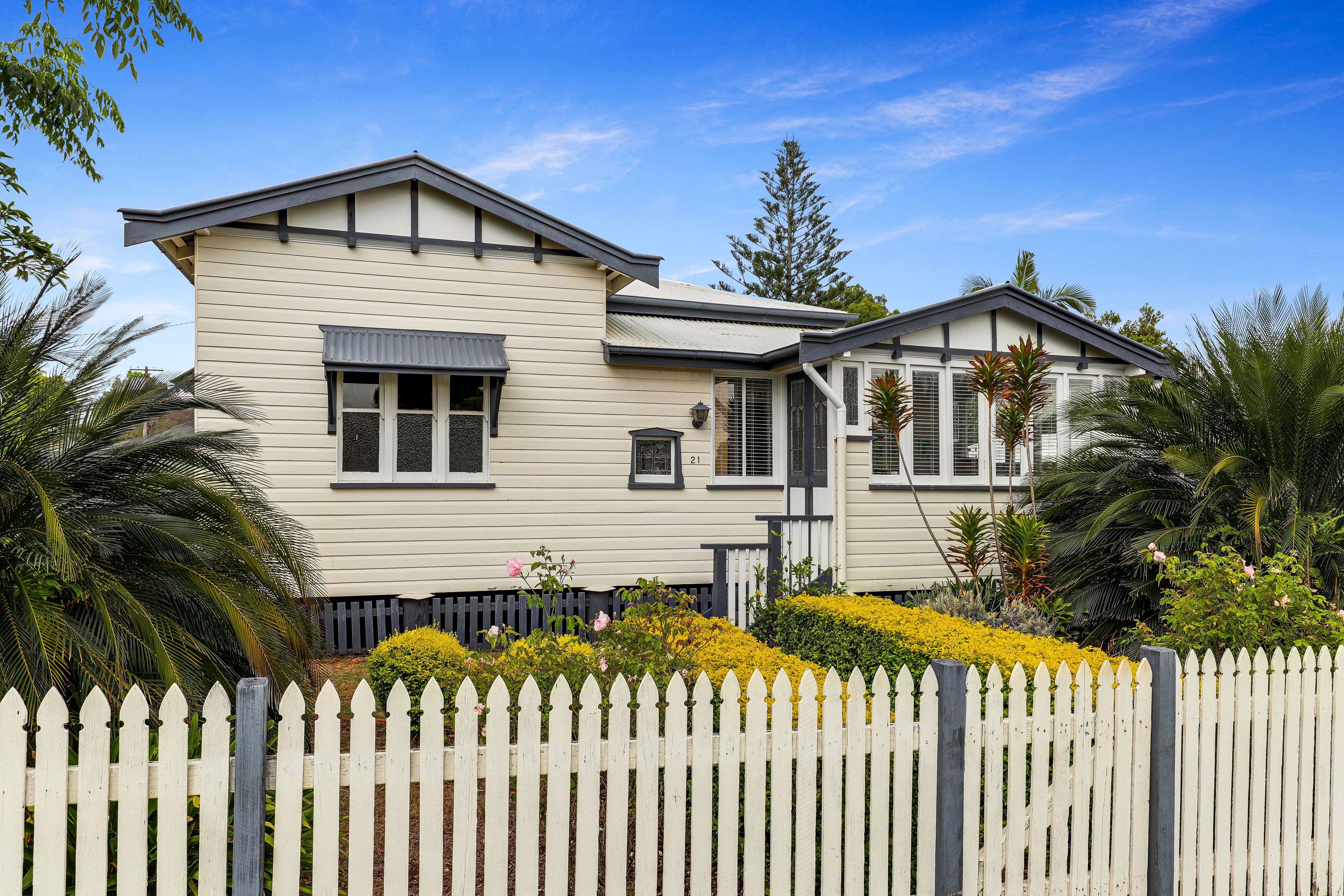 21 Second Avenue, Harristown QLD 4350