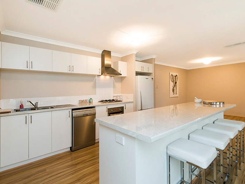 21 Lagoon Pass, Baldivis, WA 6171