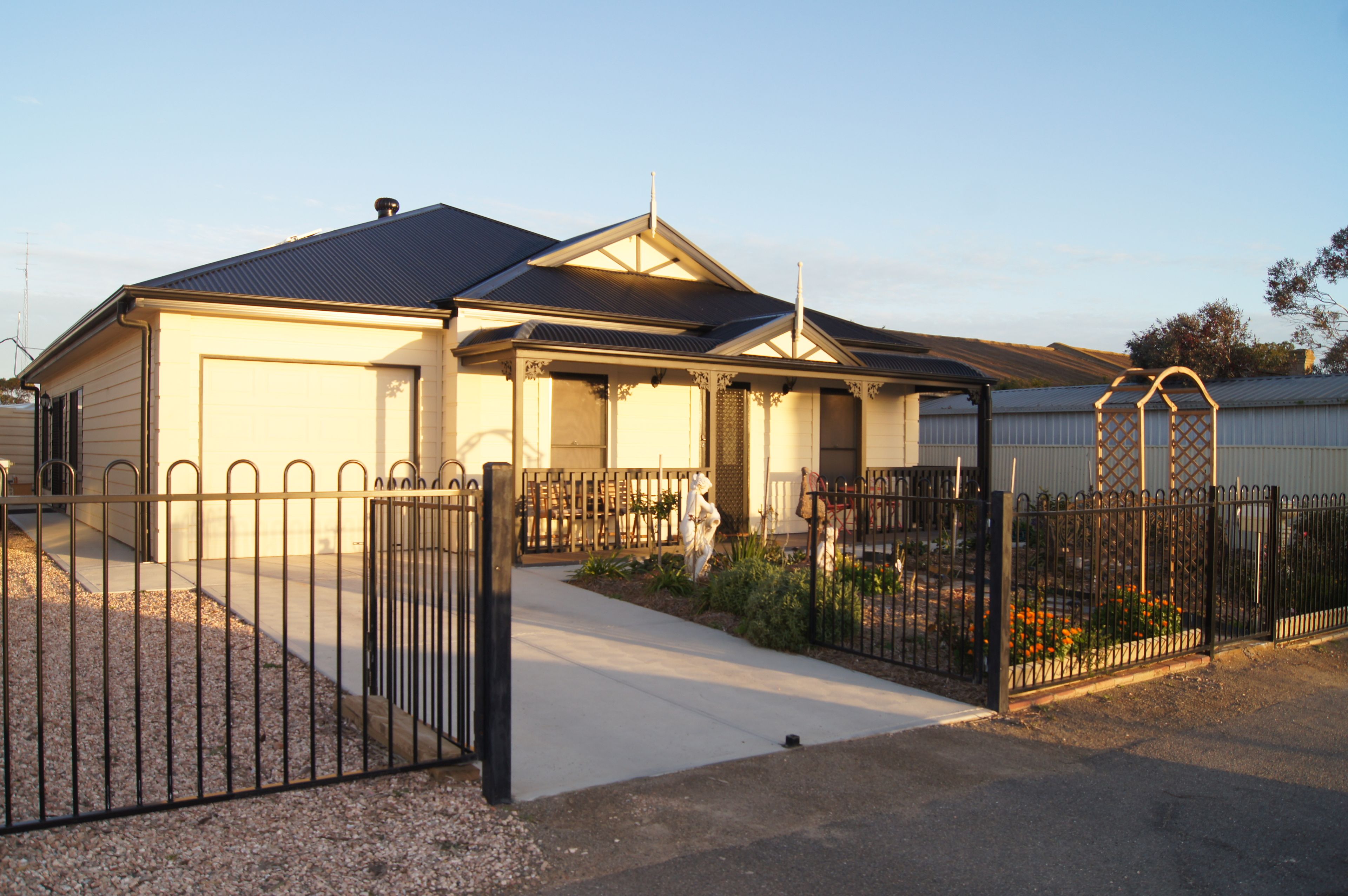 2A Emu Street, Wallaroo, SA 5556