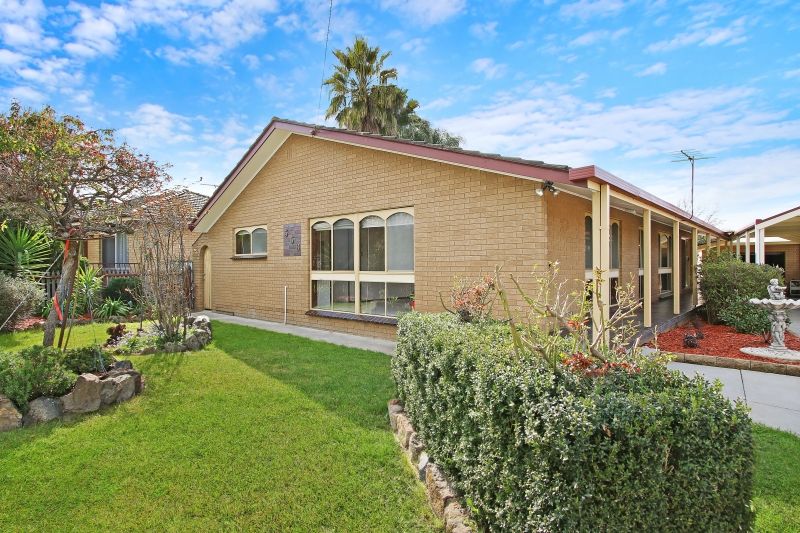 558 Logan Road