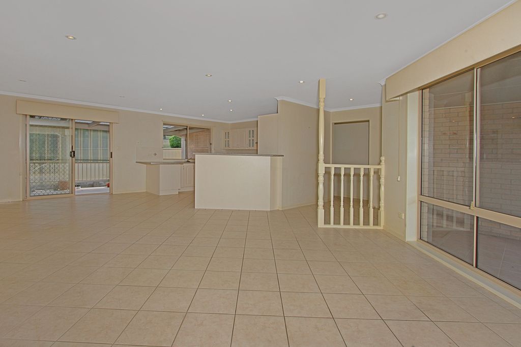 4/17 Eric Fenning Drive, Surf Beach, NSW 2536