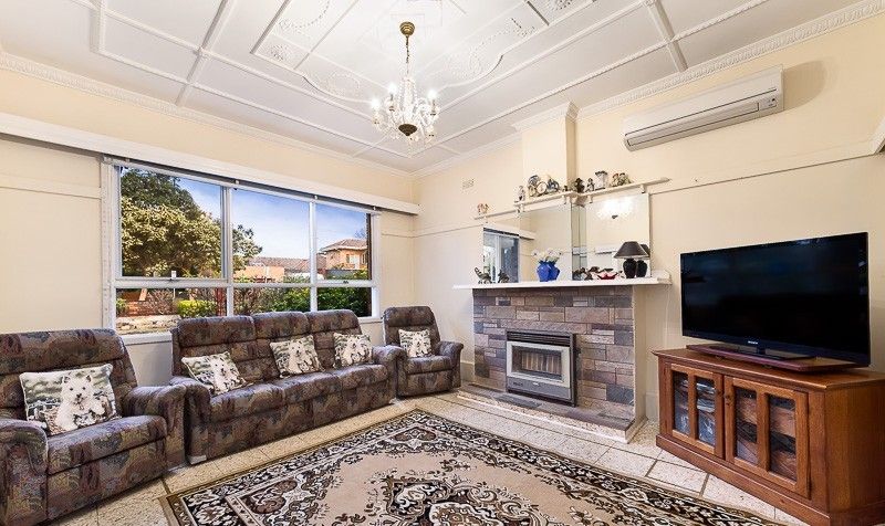 13 Penrhyn Avenue, Glen Iris, VIC 3146
