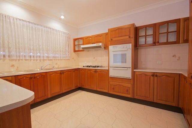 24 Chickasaw Crescent, Greenfield Park, NSW 2176