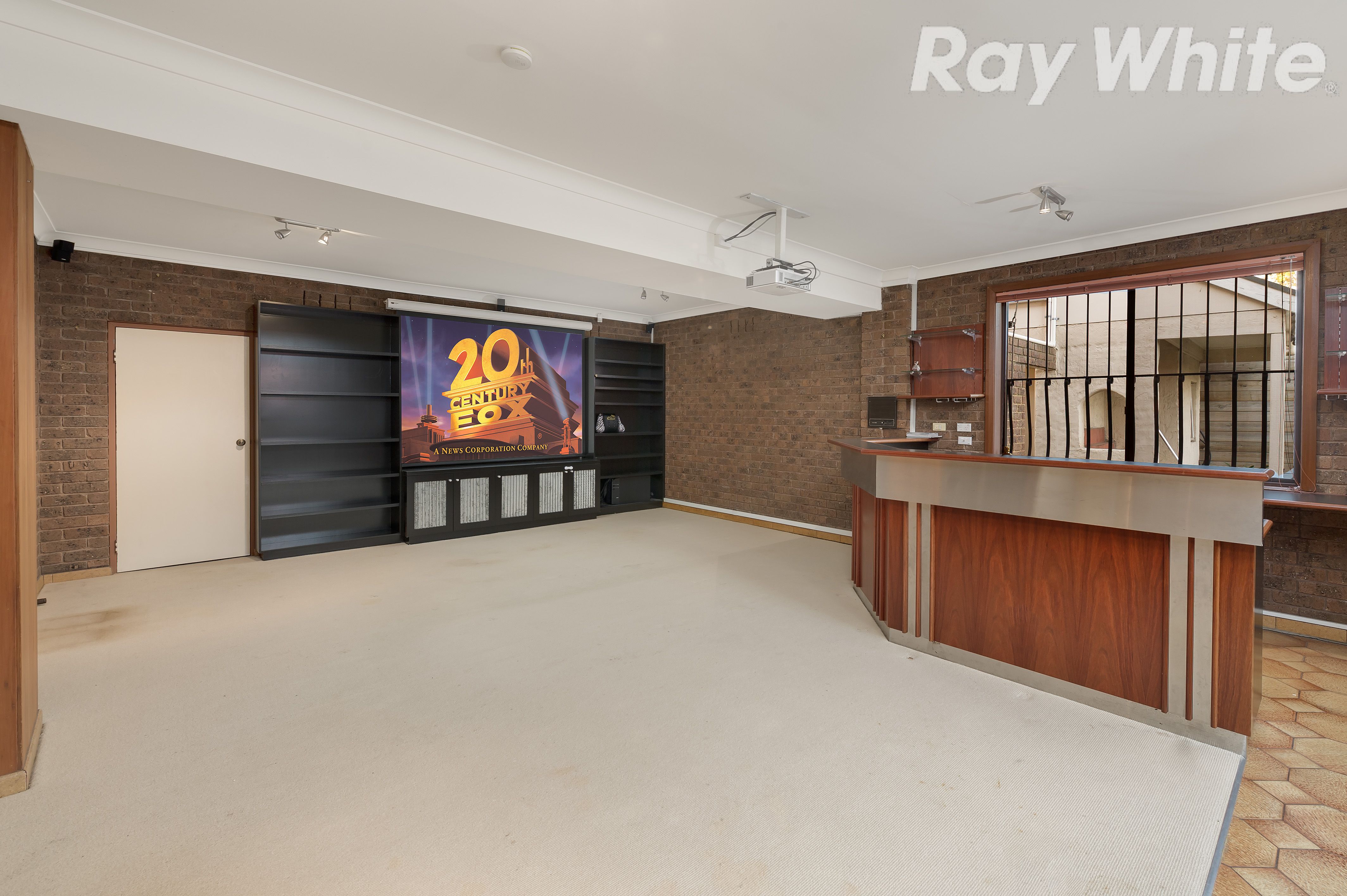 4 Hermitage Crescent, Bundoora, VIC 3083
