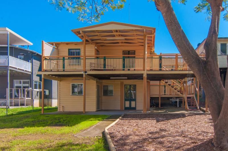 10 Nairn Street, Milton, QLD 4064