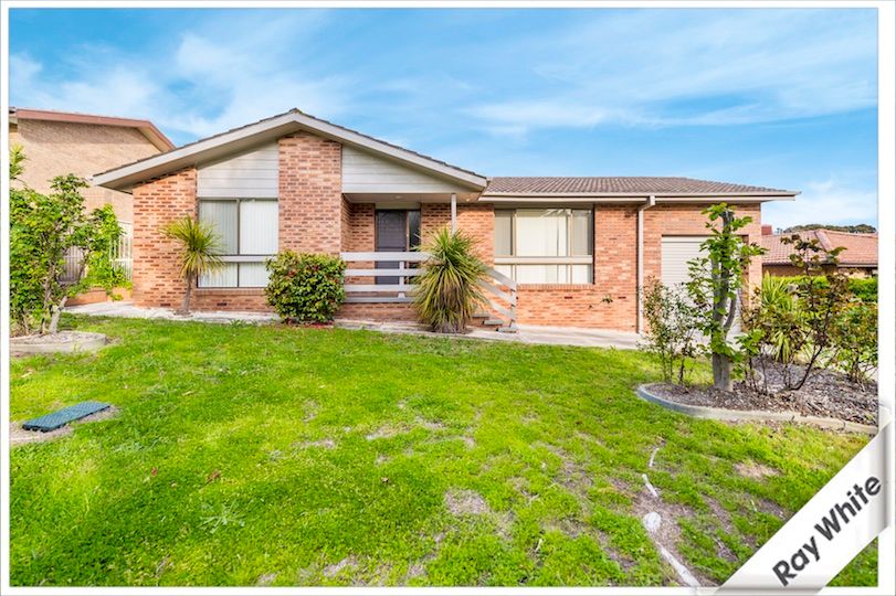9 Lowerson Place, Gowrie ACT 2904