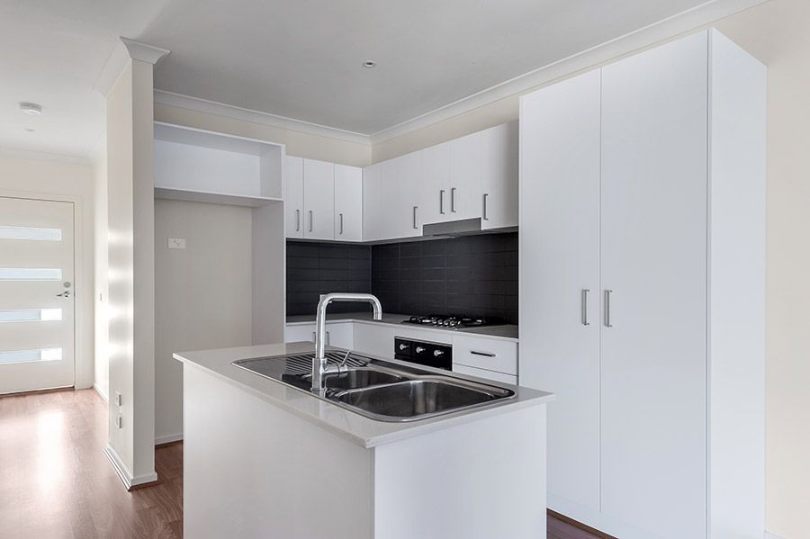 19 Versant Drive, Craigieburn, VIC 3064