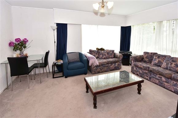 1/214 Sunnynook Road, Totara Vale, Auckland
