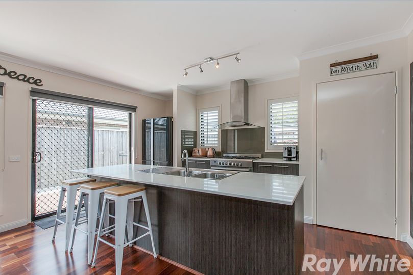 4 Nighthawk Boulevard, South Morang, VIC 3752