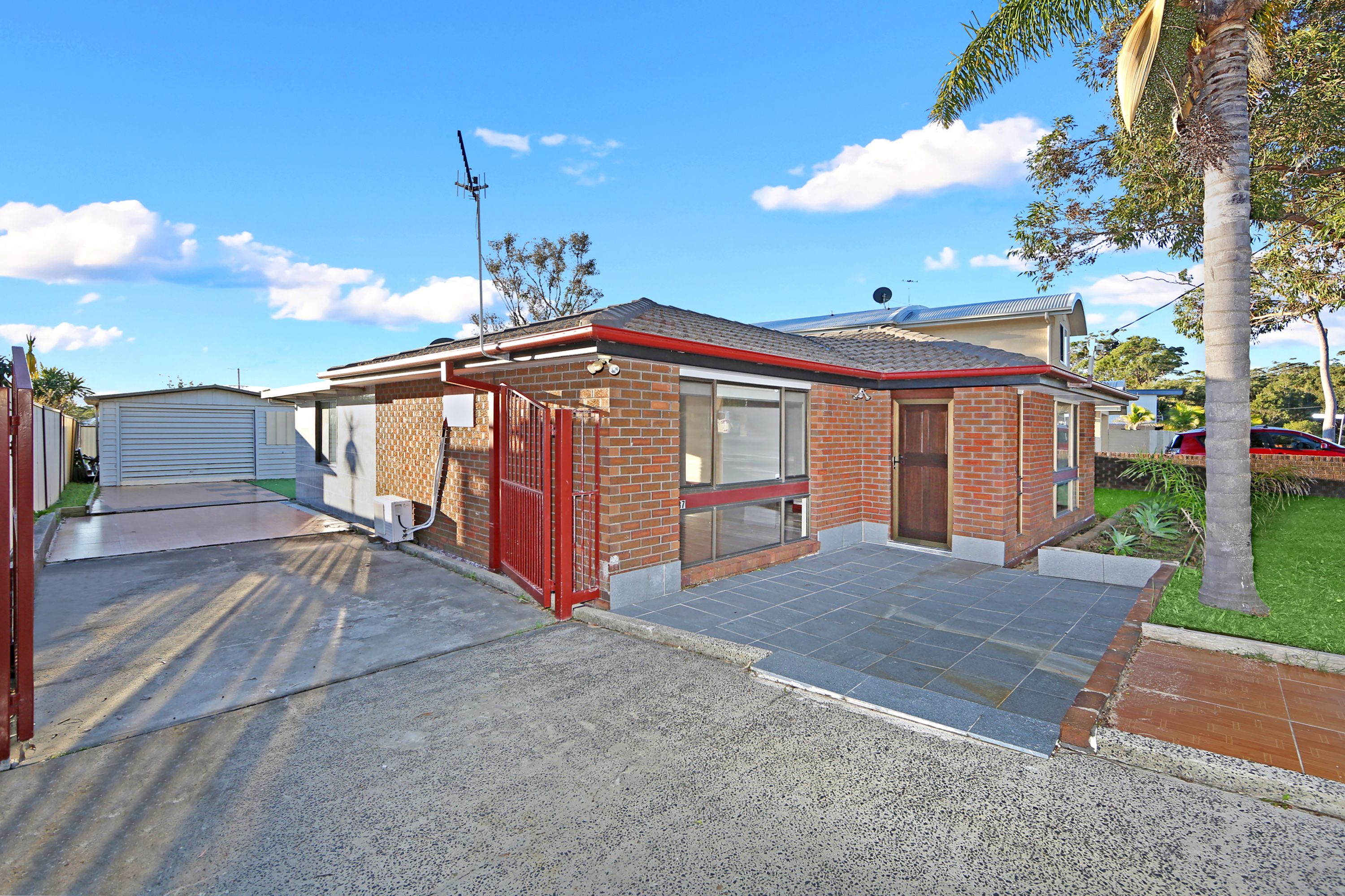 187 Bateau Bay Road