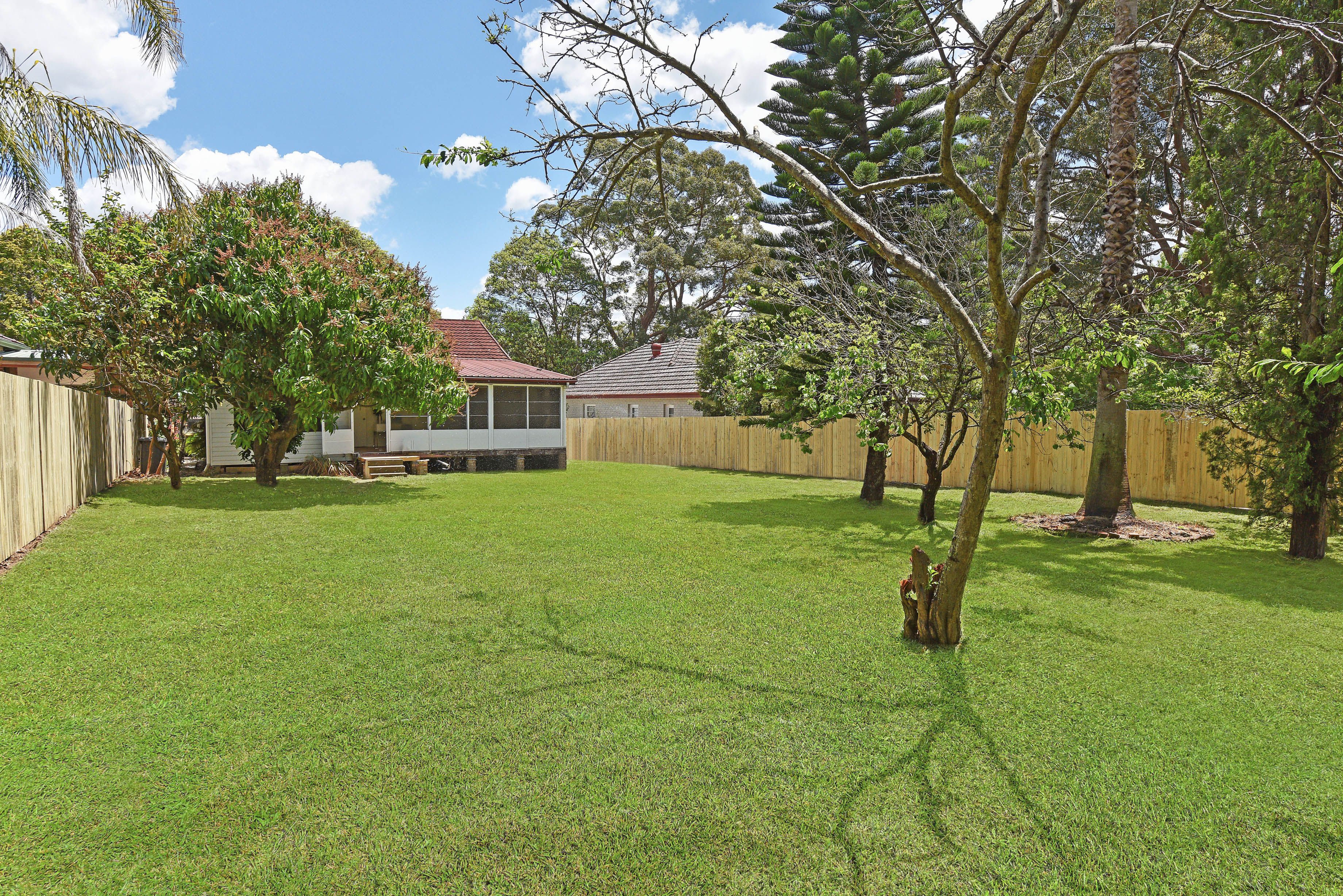 16 Royston Parade, Asquith, NSW 2077