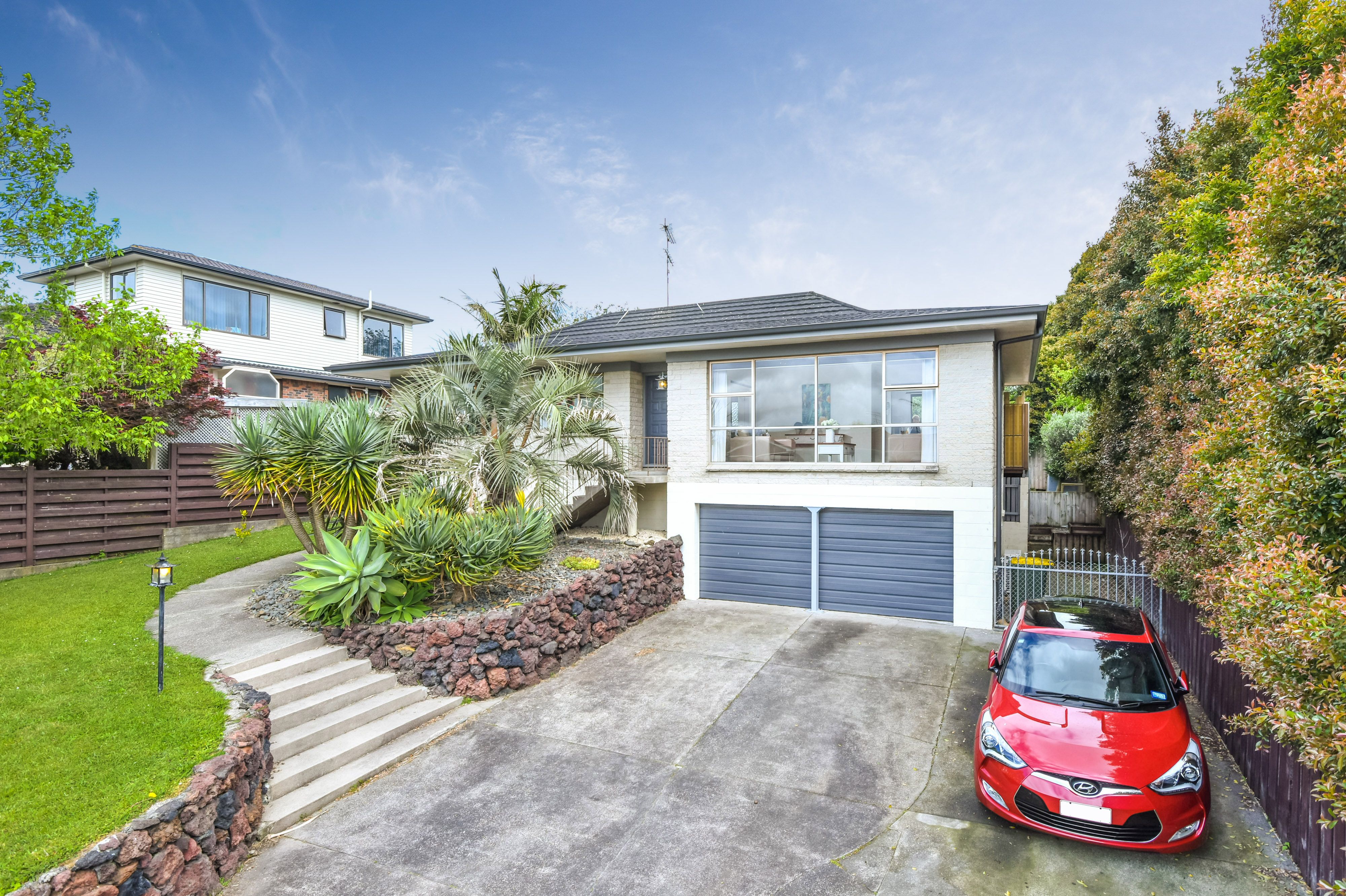 4 Baringa Place, Botany, Auckland