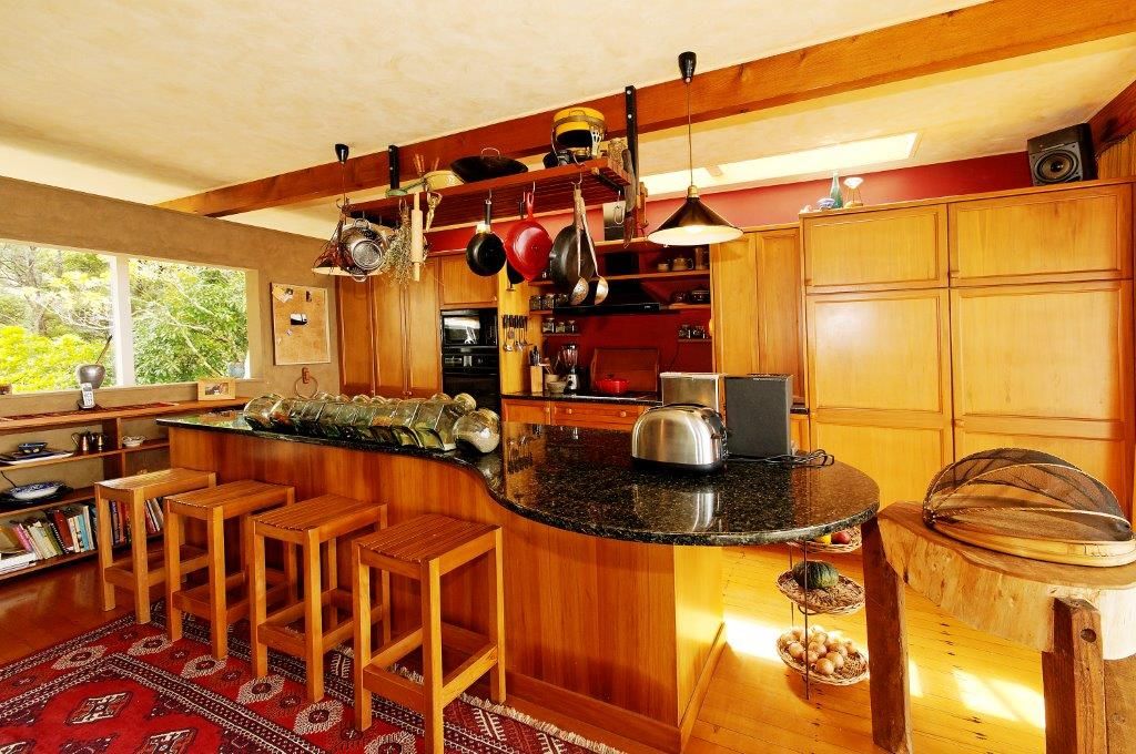 4 Otitori Bay Road, Titirangi, Waitakere City