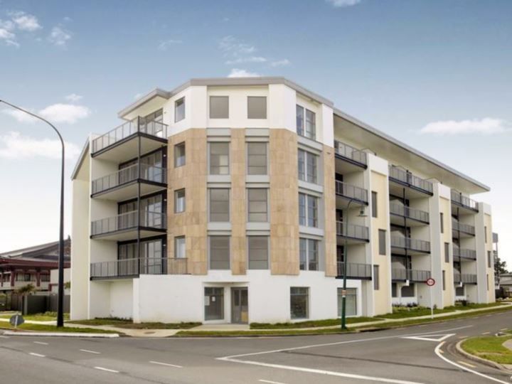 4a/63 Kestev Drive, Flat Bush, Manukau City