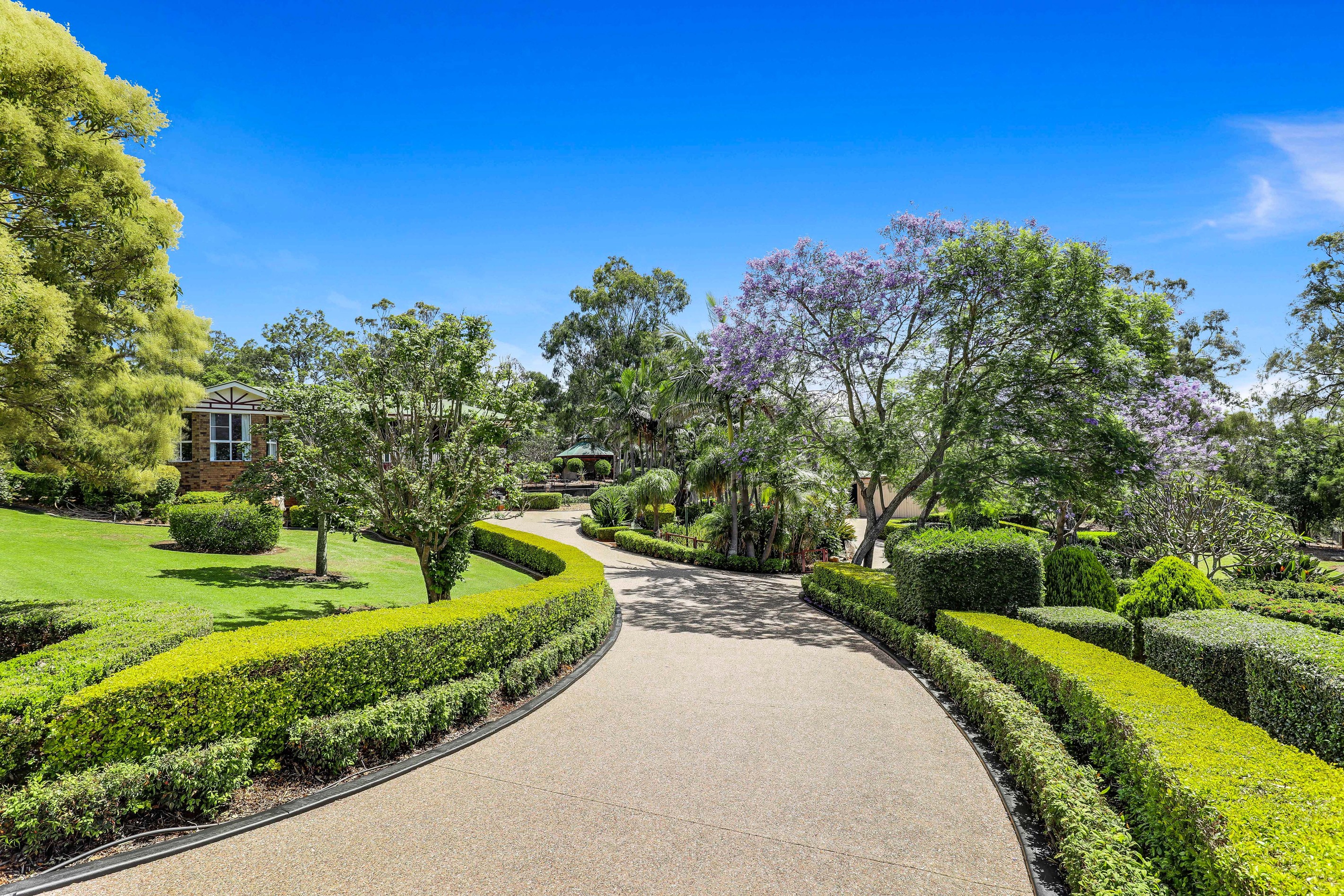 5 General Gordon Court, Cotswold Hills, QLD 4350