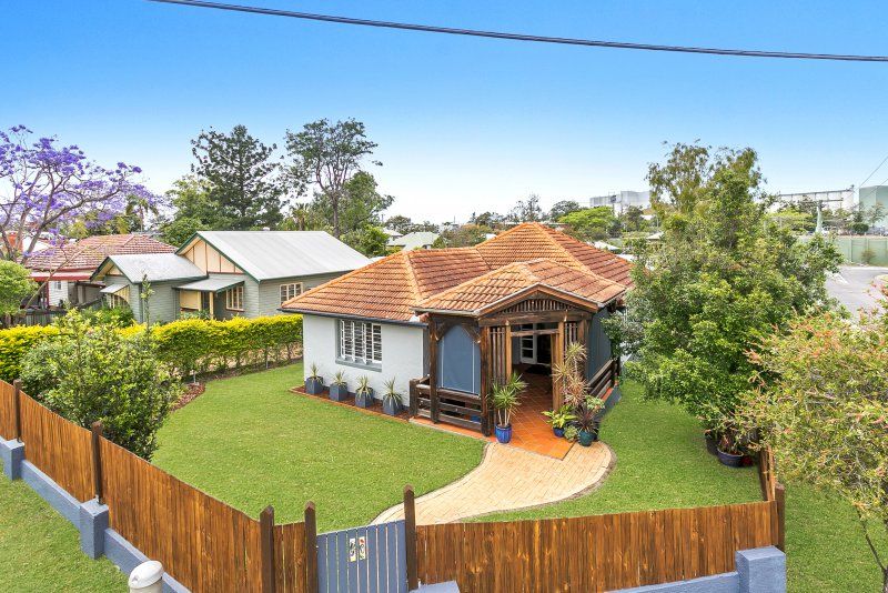 40 Dexter Street, Tennyson QLD 4105