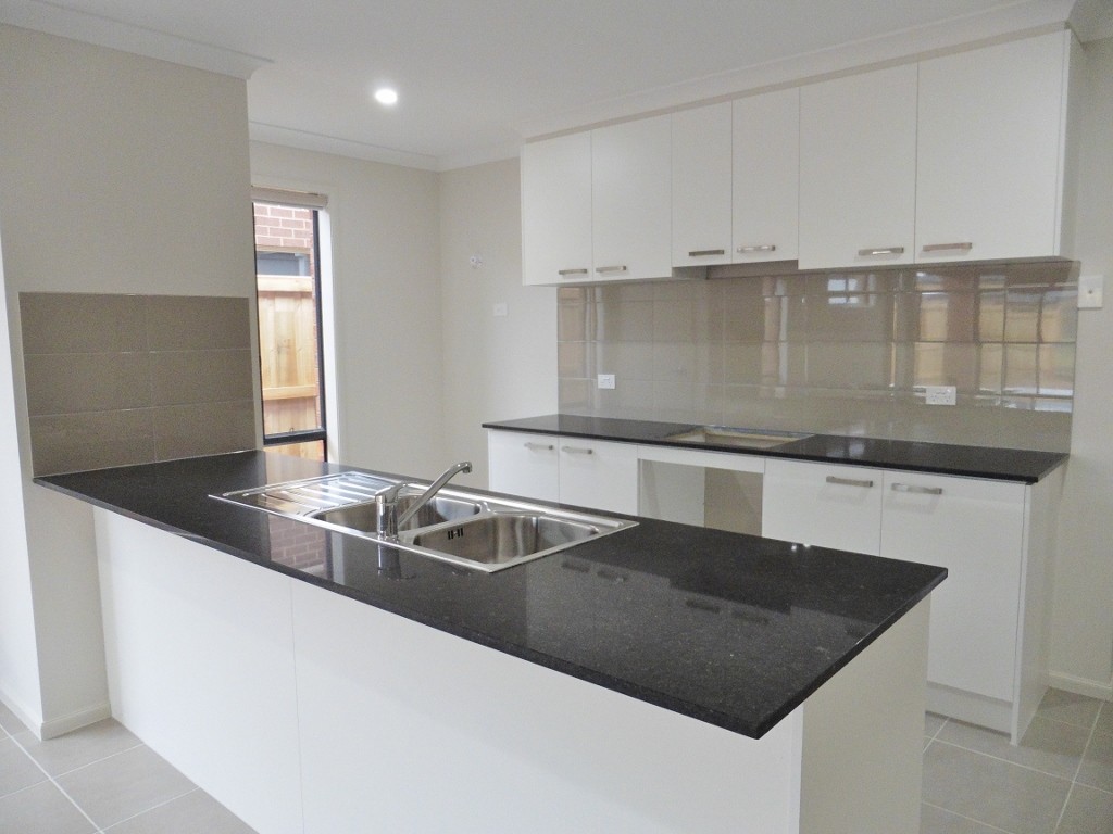 28 Cherrington Avenue, Officer, VIC 3809