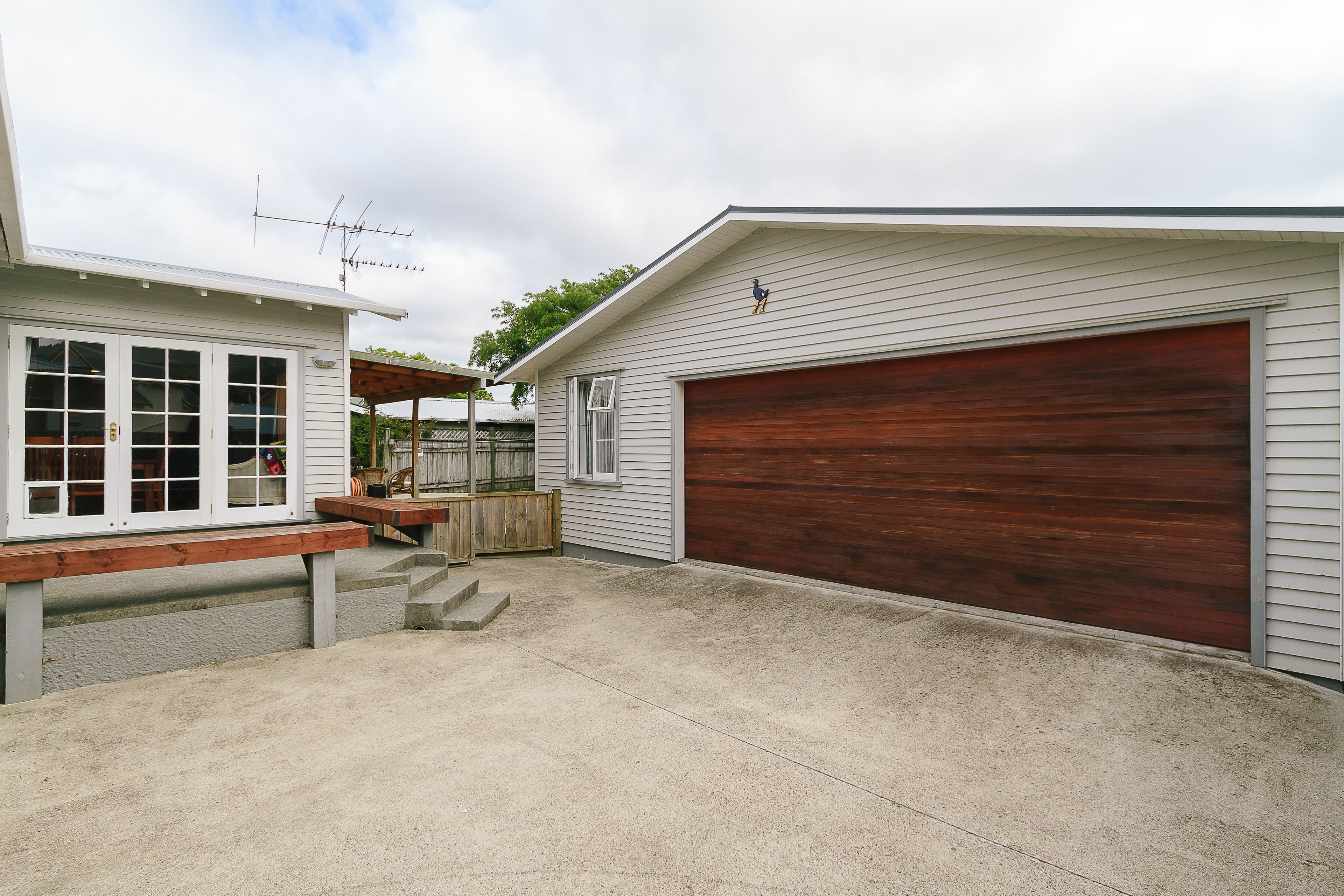 8 Sutherland Avenue, Silverstream, Upper Hutt City