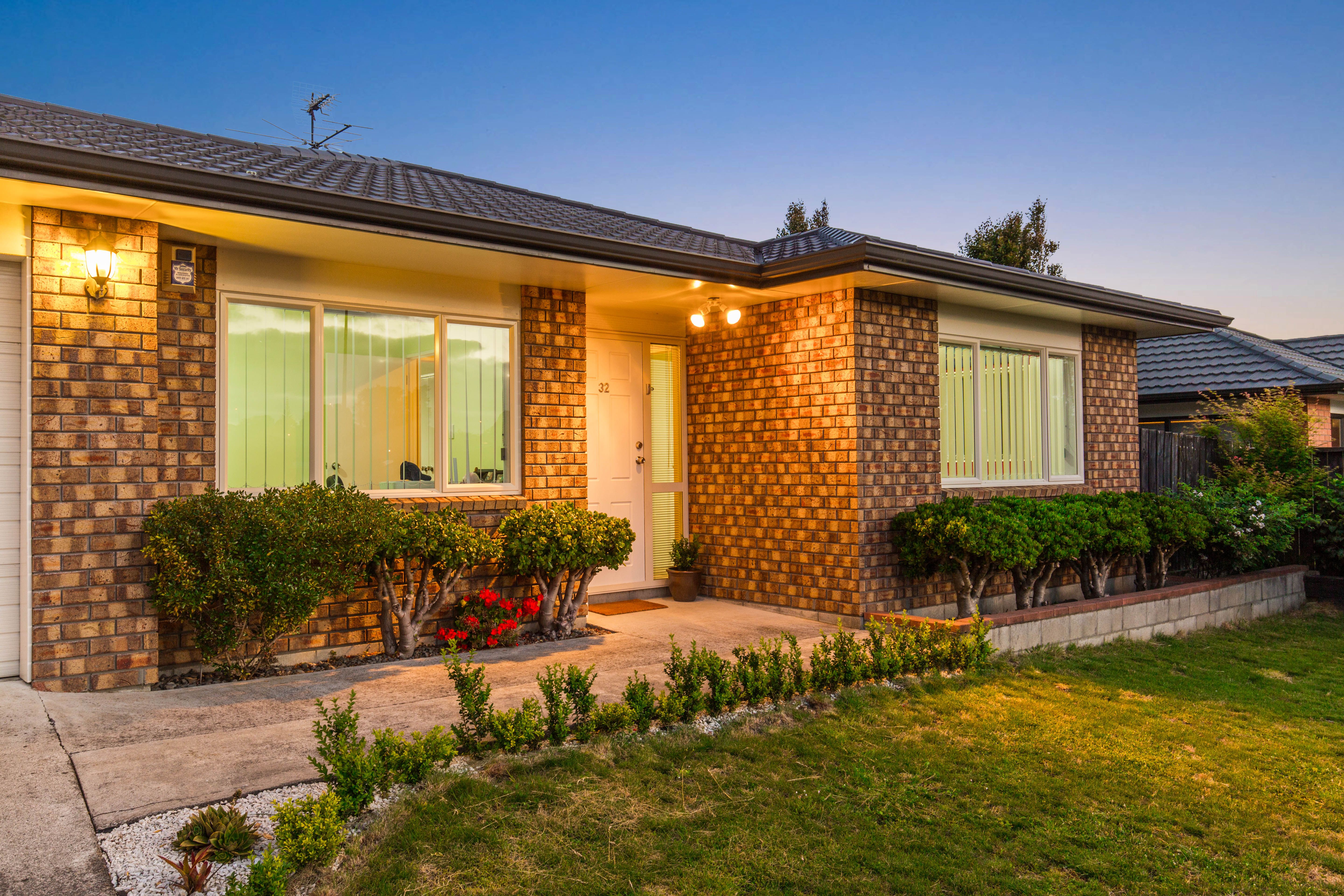 32 Glenveagh Park Drive, Weymouth, Manukau City