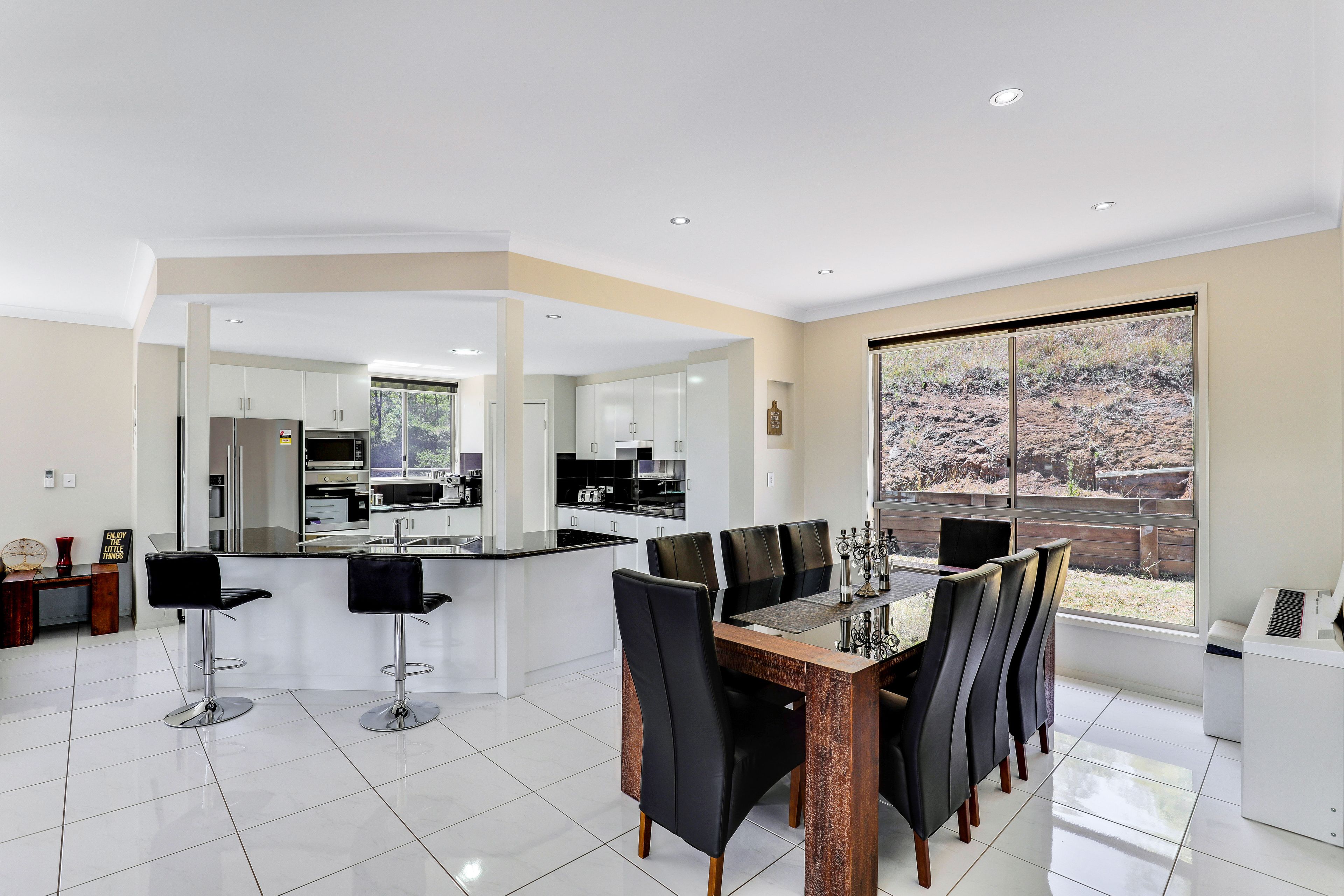 64 Scenic Drive, Silver Ridge, QLD 4352