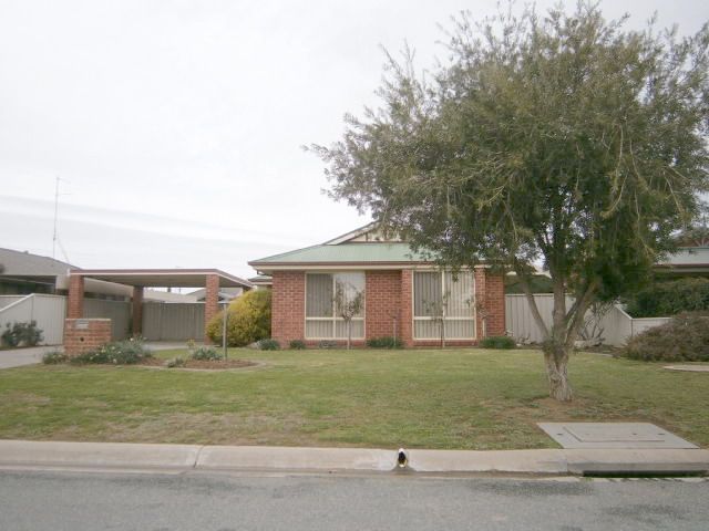 12 Annie Court