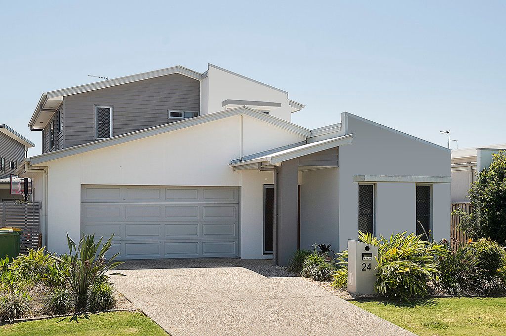 24 Galley Road, Hope Island, QLD 4212