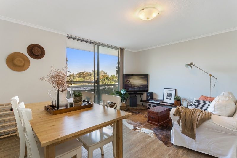 63 Hassall Street, Corinda QLD 4075