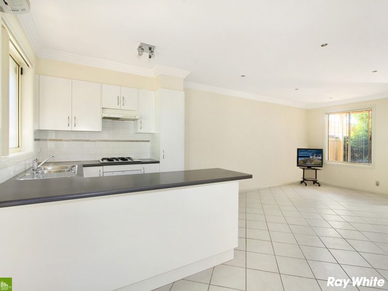 2/9 Burrill Place, Flinders, NSW 2529